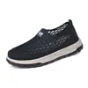 Zapatos casuales de hombre tipo mocasín estilo Pekín antiguo, zapatos de papá antideslizantes de suela blanda, tenis transpirables y cómodos para el verano