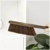 Cepillo limpiador de camas para uso doméstico, herramienta para eliminar el polvo y limpiar camas y sofás, cepillo de cerdas suaves con mango largo para limpieza de dormitorios y kang