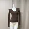Malha Exquisita de Manga Longa Ajustada ao Corpo com Decote V Flattering Top Base Outono/Inverno 2025 Roupa Feminina