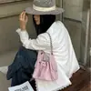 Bolso de Hombro Cuadrado con Hebilla Estilo Chanel de Moda para Mujer de Este Año, Nuevo Bolso de Hombro Acolchado con Cadena de Diseño de Nicho 2026