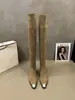 Botas de Salto Alto Francesas Acima do Joelho para Mulheres 2025 Outono e Inverno Novas Botas Longas Slim de Camurça com Bico Quadrado Metálico Salto Agulha