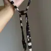 Bufanda de Seda con Cuentas y Color de Contraste Retro Maillard Cadena para Suéter de Mujer Diseño Simple Accesorios Literarios