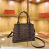 Bolso Retro de Gran Capacidad para Mujer 2026 Nuevo Estilo Moda Versátil Atmosférico de Hombro Cruzado Bolso de Mujer para Madre