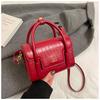 Bolso pequeño cuadrado portátil retro de moda para mujer, primavera 2025, nuevo bolso de hombro informal, elegante bolso cruzado