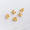 Retención de Color Fuerte Chapado en Cobre con Oro Real, Diseño Tallado Hueco Mate con las Palabras Ruyi, Xifu, Jile, Cuentas Espaciadoras, Bola de Flor Accesorios para Pulsera DIY