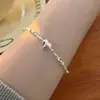 Pulsera de Perlas Irregulares Francesas Pulsera para Mujer Nicho Lujo Ligero Exquisita Moda Oro Media Pulsera Accesorios de Pulsera