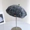 Boina plateada brillante para mujer, sombrero de pintor grueso y cálido para otoño e invierno, sombrero sencillo con logo de corazón de azafata, tendencia de moda en sombreros