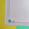 Nuevo color brillante degradado postura sentada pez pequeño diy accesorios de resina tocado pinza para el pelo accesorios para funda de teléfono móvil