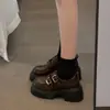 Zapatos Pequeños de Cuero Versátiles Estilo Hada Estilo Británico Aumentadores Hebilla de Cinturón Retro Mocasines de Velcro Nuevo Estilo Otoño 2025
