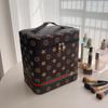 Bolsa de Cosméticos da Moda de Grande Capacidade, Portátil para Viagem, À Prova de Poeira, Rígida, Dupla Camada, Caixa de Armazenamento de Cosméticos, Mala Bordada