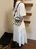 Bolso Cubo de Diseño Nicho Coreano con Parches de Lunares para Mujer 2026 Modelo Nuevo Exquisito Bolso de Hombro Cruzado para el Viaje Diario