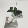 Flor Rosa Simulada Alta Qualidade Toque de Mão Hidratante Cerimônia de Casamento Decoração de Fundo de Casamento Ornamento para Sala de Estar de Casa Flor Artificial Flor Decorativa