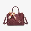 Bolsa de Madre Bordada Estilo Chino de Nicho Nueva Primavera Bolso Versátil para Mujer Bolso de Hombro Cruzado Multiusos