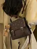 Mochila de Moda de Gama Alta con Bloques de Color para Mujer 2026 Nueva Versátil Casual Mochila de Espalda Multifuncional Pequeña para Viajes Escolares