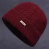 Invierno Nuevo Estilo Sombrero de Lana para Mujer Sombrero para Personas de Mediana Edad y Mayores Cálido Plus Terciopelo Engrosado Sombrero de Punto Estilo Mamá Impermeable de Algodón