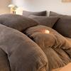 Conjunto de Cama de Luxo Quatro Peças em Veludo Leite Esculpido Outono e Inverno Cobertor de Veludo Coral Simples Cor Pura Lençóis de Cama Roupa de Cama Conjunto de Três Peças