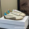 Alta qualidade Primavera Novo MM6 Casual Tênis de Treino Alemão Feminino Combinação de Cores Bico Redondo Cadarço Sapatos Planos para Casais Vestido Sapatos Forrest Gump Tendência