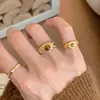 Anel Tecido Escovado Italiano para Mulheres, Novo Estilo com um Toque de Luxo Leve, Ouro 18K, Zircônia Deslumbrante, Anel de Ovo de Pombo de Alta Qualidade