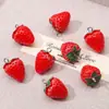 Cuentas de resina de frutas tridimensionales simuladas de colores, cuentas sueltas de manzana y fresa para joyería hecha a mano DIY como pulseras y collares