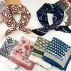 Lenço Quadrado de Seda Retrô Coreano com Estampa Paisley e Toque de Luxo, Combinado com uma Camisa, Lenço Quadrado Versátil para Cintura, Xale, Protetor de Pescoço