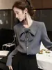 Cárdigan de Punto Corto de Moda Estilo Hermana Real de Gama Alta para Reducir la Edad, Nuevo Suéter con Solapa y Lazo Rojo para Mujer Otoño e Invierno