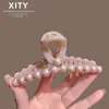 Presilha de Cabelo de Pérola de Novo Estilo Coreano e Japonês de Alta Qualidade para Mulheres, Tamanho Grande com Strass, Prendedor de Tubarão para Penteado Completo, Acessório de Cabelo Redutor de Idade