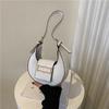 Bolsas transfronteiriças femininas nova moda Crescente bolsa nas axilas nicho leve luxo ombro bolsa mensageiro