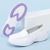 Zapatos de Hospital para Enfermeras de Verano para Mujer en Stock, Huecos, Transpirables, Antiolor, Antideslizantes, Superficie Suave, Suela Suave, Resistentes al Desgaste, Zapatos Blancos para Mujer