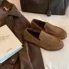 Mocasines de felpa de cuero genuino suave, suela blanda, estilo old money, para mujer, invierno, sin cordones, zapatos para conducir persona perezosa, zapatos de algodón, zapatos sencillos de pelo