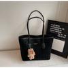Bolsa de Ombro Retrô Transfronteiriça, Bolsa Tote Fashion de Grande Capacidade para Mulheres, Nova Tendência Outono/Inverno 2026 Bolsa de Ombro para o Dia a Dia