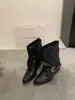 Botas Femininas Curtas 2025 Novas Bico Fino com Salto Grosso, Botas Empilhadas Franzidas, Botas Curtas Estilo Cowboy Ocidental, Botas de Montaria