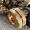 Venda Direta de Fabricante de Engrenagens Personalizadas Não Padrão Processamento de Engrenagens de Transmissão Industrial Segundo Desenhos Aço 45 Cremalheira de Engrenagem Dupla em Estoque