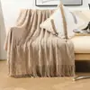 Manta de sofá de estilo nórdico manta para siesta en la oficina manta tejida de lana con borlas casual para aire acondicionado manta pequeña