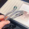 Pulseira Aberta em Forma de Cobra Banhada a Ouro Real 18K com Zircônia Nova Moda Chinesa Estilo Frio Pulseira de Alto Padrão para Mulheres