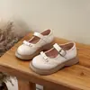 Sapatos de Princesa com Solado Macio para Meninas Estilo Outono Sapatos Mary Jane com Laço Sapatos de Couro Estilo Britânico para Crianças Sapatos de Performance com Solado Macio Antiderrapantes