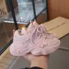 Zapatillas para niñas 2026 nuevas primavera y otoño suela blanda infantiles de princesa para correr zapatos de papá para niñas zapatos casuales de moda