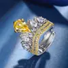 Joia Huabi Fundo de Cobre Banhado a Ouro Diamante de Alto Carbono Corte Flor de Gelo Coroa Cobre Montado com Elegante Anel de Luxo Leve para Mulheres 7*10