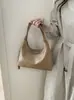 Nova Bolsa Tote Grande Capacidade para o Dia a Dia de Mulheres, Tendência Retrô, Simples e Versátil, Bolsa de Ombro Cruzada, Bolsa de Mão Leve