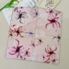 Nuevo Pañuelo Cuadrado de Seda para Viaje Estilo Coreano Simple Ins de 53 cm para Dama Rouyun Venta al por Mayor