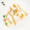 Esperando el mismo estilo de accesorios de joyería DIY de oro antiguo mariposa flores estilo ins mariposa amor flor colgante