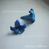 Accesorios de cuentas de flor de trompeta de arcilla suave de colores hechos a mano, flor de campana, flor de plumeria, componentes de joyería hechos a mano mini DIY simulados