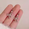 Brincos de Laço Super Brilhantes e Requintados para Mulheres, Luxo Leve, High-End, Brincos Elegantes, Brincos de Nicho e Únicos, Brincos de Orelha, Acessórios de Orelha, Fechos de Orelha