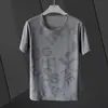 Nueva Camiseta de Manga Corta de Seda Helada para Hombre Tendencia de Verano Ins Estilo Holgado Talla Grande Camiseta de Media Manga Estampada en Acero Tops para Hombre