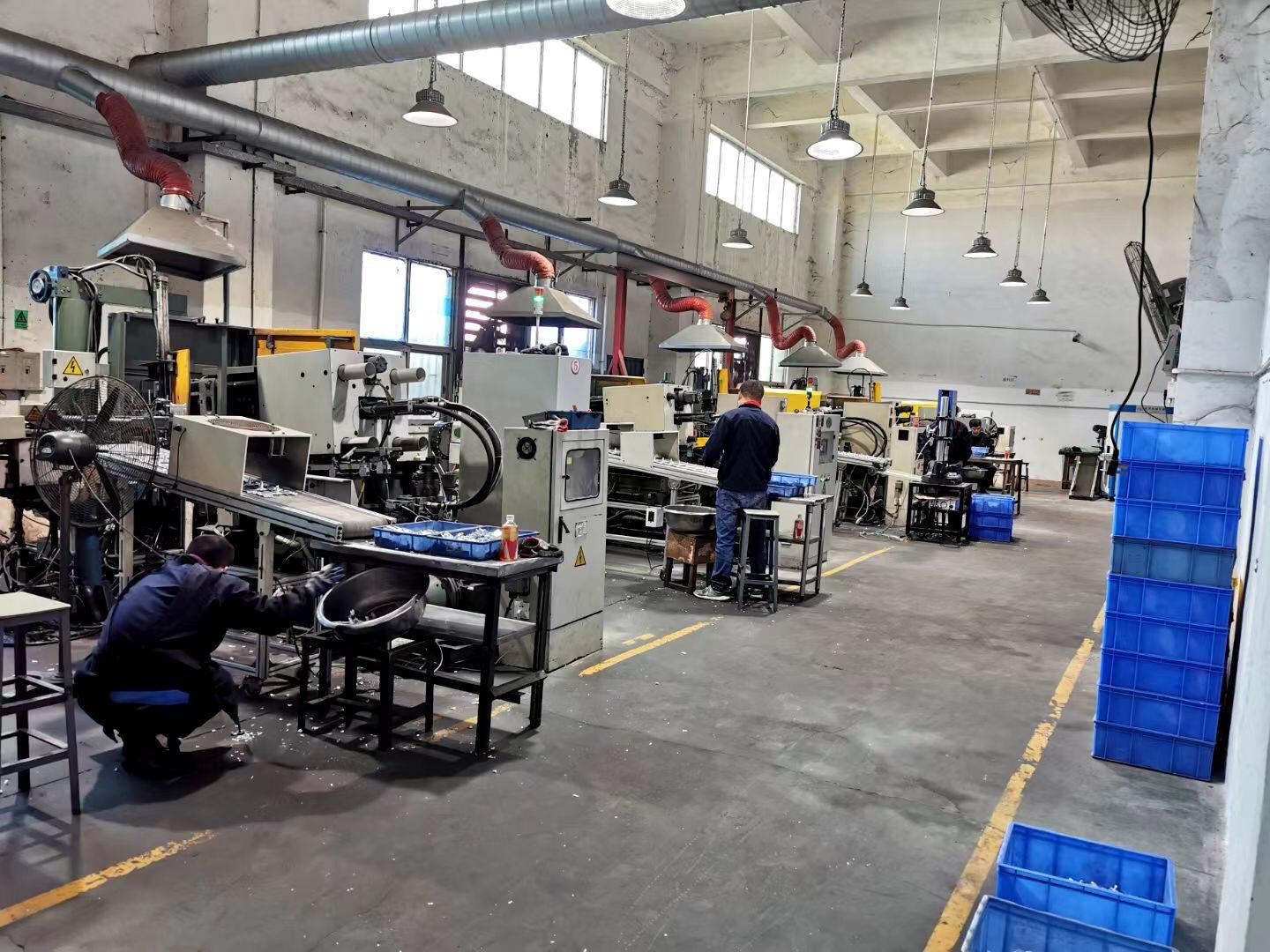 2733F3794BE26B33D093D0FBC4EF2A