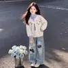 Elegante Dulce Estilo Coreano Moda Primavera/Otoño Niñas Niños Grandes Top Falso de Dos Piezas Conjunto de Dos Piezas de Jeans de Dibujos Animados de Moda