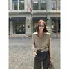 Suéter de malha feminino com gola polo meio aberto, novo estilo outono e inverno, design casual, nicho, top afunilado com ombros retos