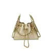 Bolsa de balde com corrente em padrão diamante transfronteiriça, bolsa de ombro de couro macio da moda, bolsa transversal, bolsa de mão pequena estilo Chanel com toque de luxo, atacado para mulheres