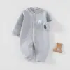 Mameluco para bebé, estilo cálido de otoño e invierno, mameluco térmico de tres capas, ropa de otoño para recién nacidos, adecuado tanto para niños como para niñas, ropa de exterior para bebés