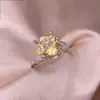 Anillo de Citrino Plata S925 Incrustación Exquisito Lujo Ligero Redondo Tesoro de Color Cristal Joyería de Mano Moda OL Fresco
