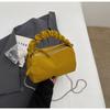 Bolsa Transversal de Corrente para Mulheres 2025 Nova Moda Versátil de Alta Qualidade Leve Bolsa de Mão Design Nicho Bolsa Travesseiro